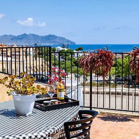 Sunrise Den, A Pie De Playa, Vista Al Mar Y Piscina Villa ปวยร์โต เด มาซาร์รอน ภายนอก รูปภาพ