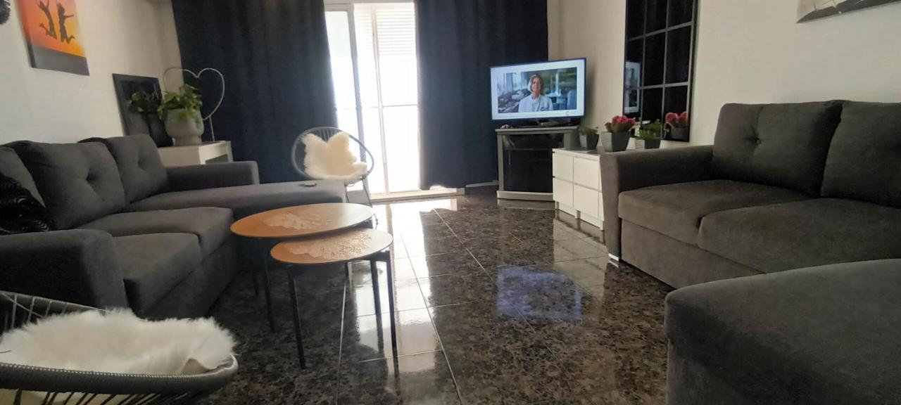 Sunrise Den, A Pie De Playa, Vista Al Mar Y Piscina Villa ปวยร์โต เด มาซาร์รอน ภายนอก รูปภาพ