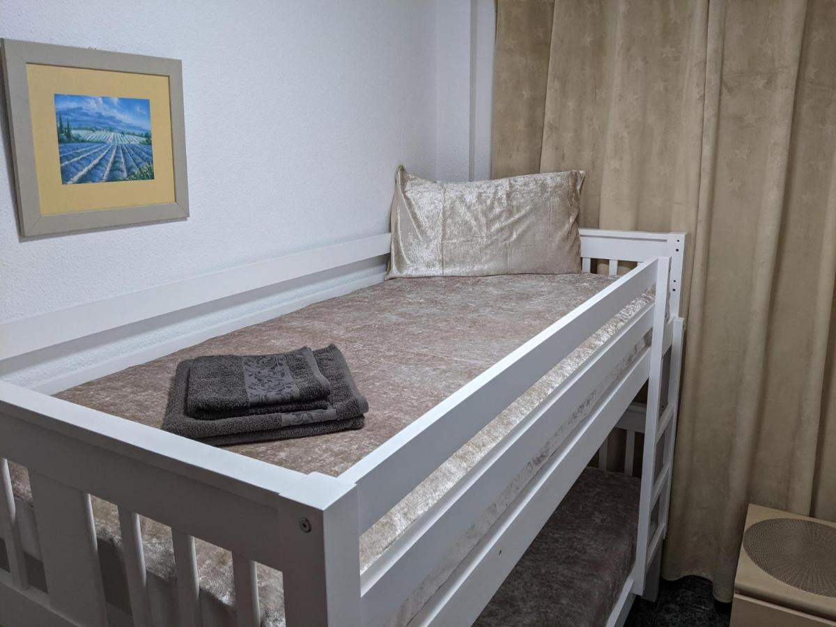 Sunrise Den, A Pie De Playa, Vista Al Mar Y Piscina Villa ปวยร์โต เด มาซาร์รอน ภายนอก รูปภาพ