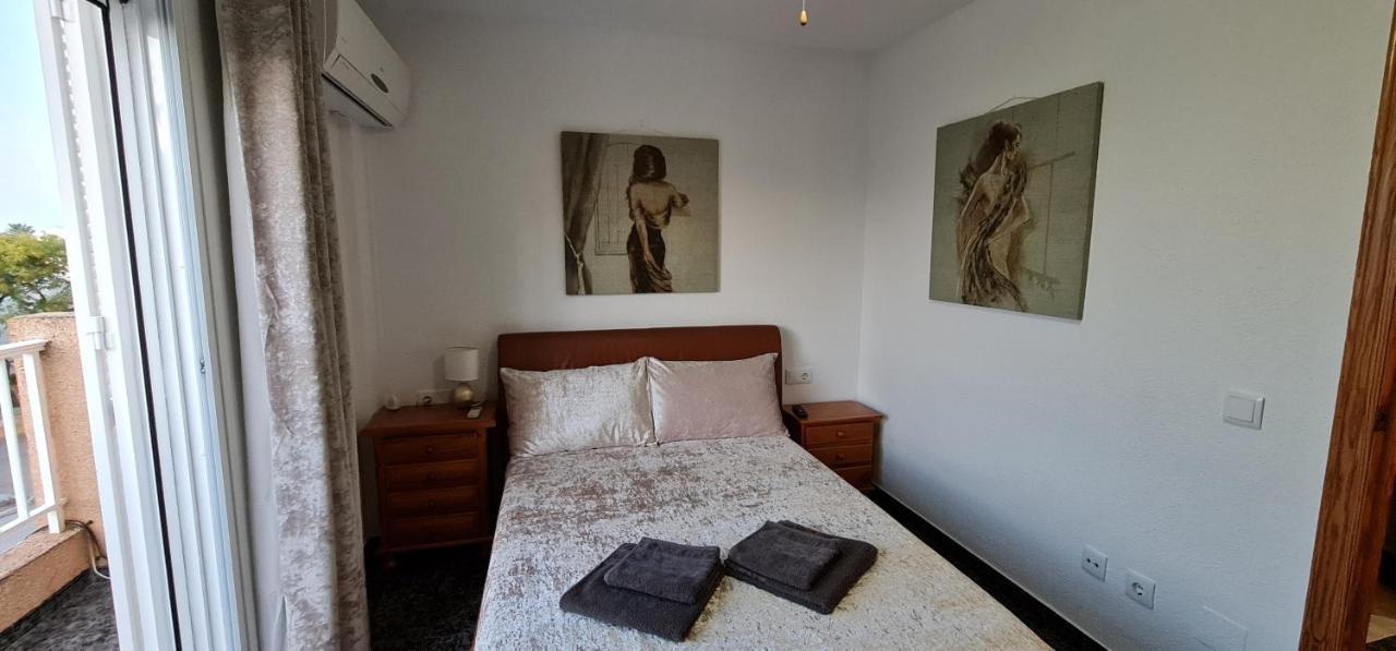 Sunrise Den, A Pie De Playa, Vista Al Mar Y Piscina Villa ปวยร์โต เด มาซาร์รอน ภายนอก รูปภาพ